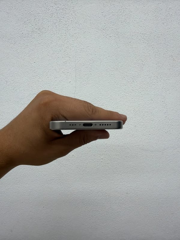 iPhone 15 Pro 256GB – foto 5